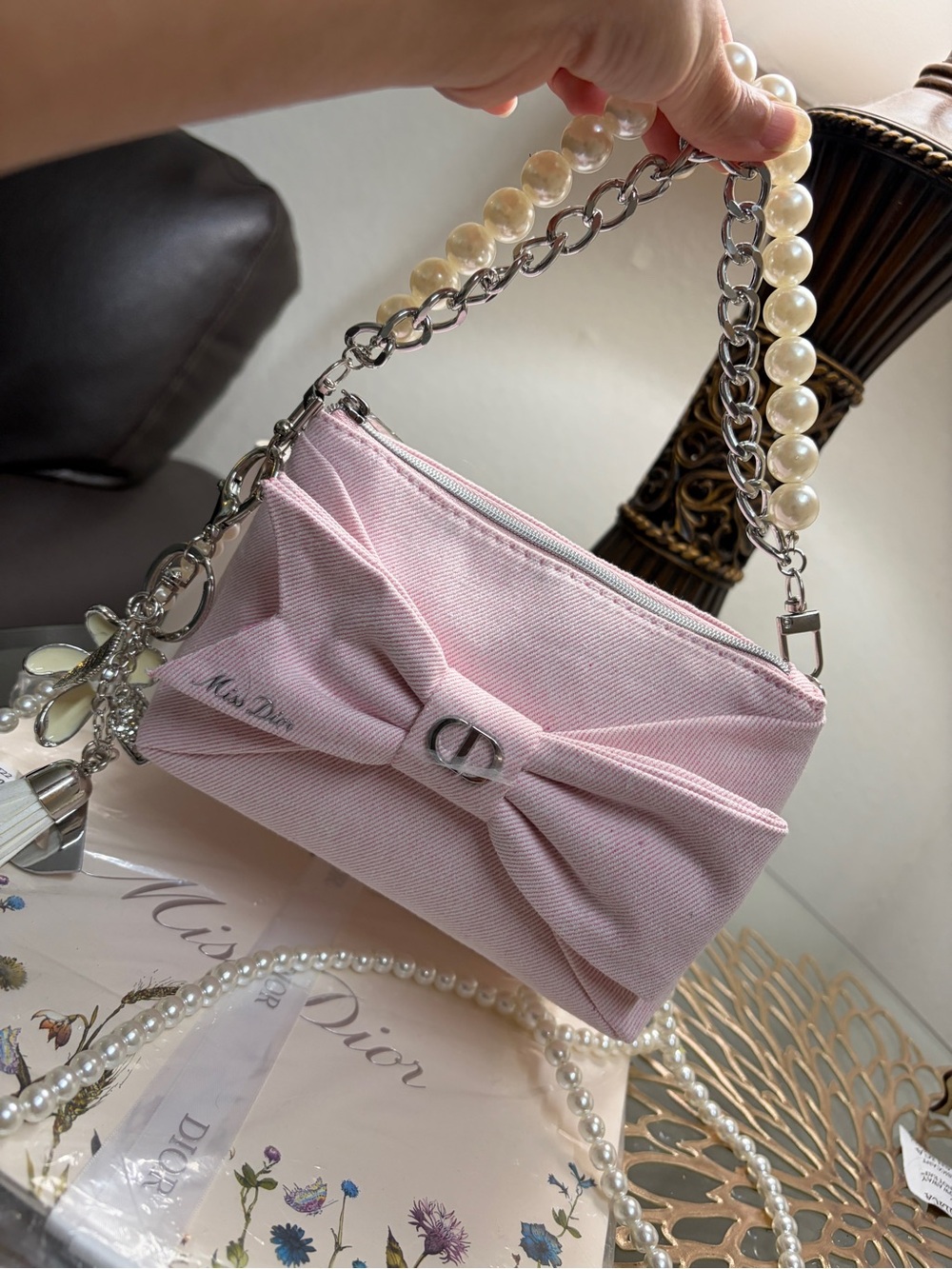 Dior Pink Bow Mini Shoulder Bag with Pearl & Chain Straps - Picture 4 of 16
